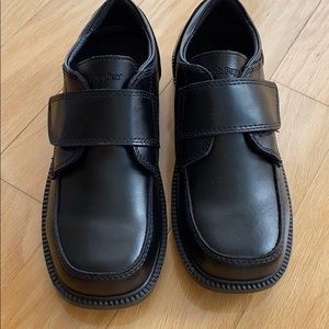 Hush Puppies Boy Shoes, Black, size 3W,  New